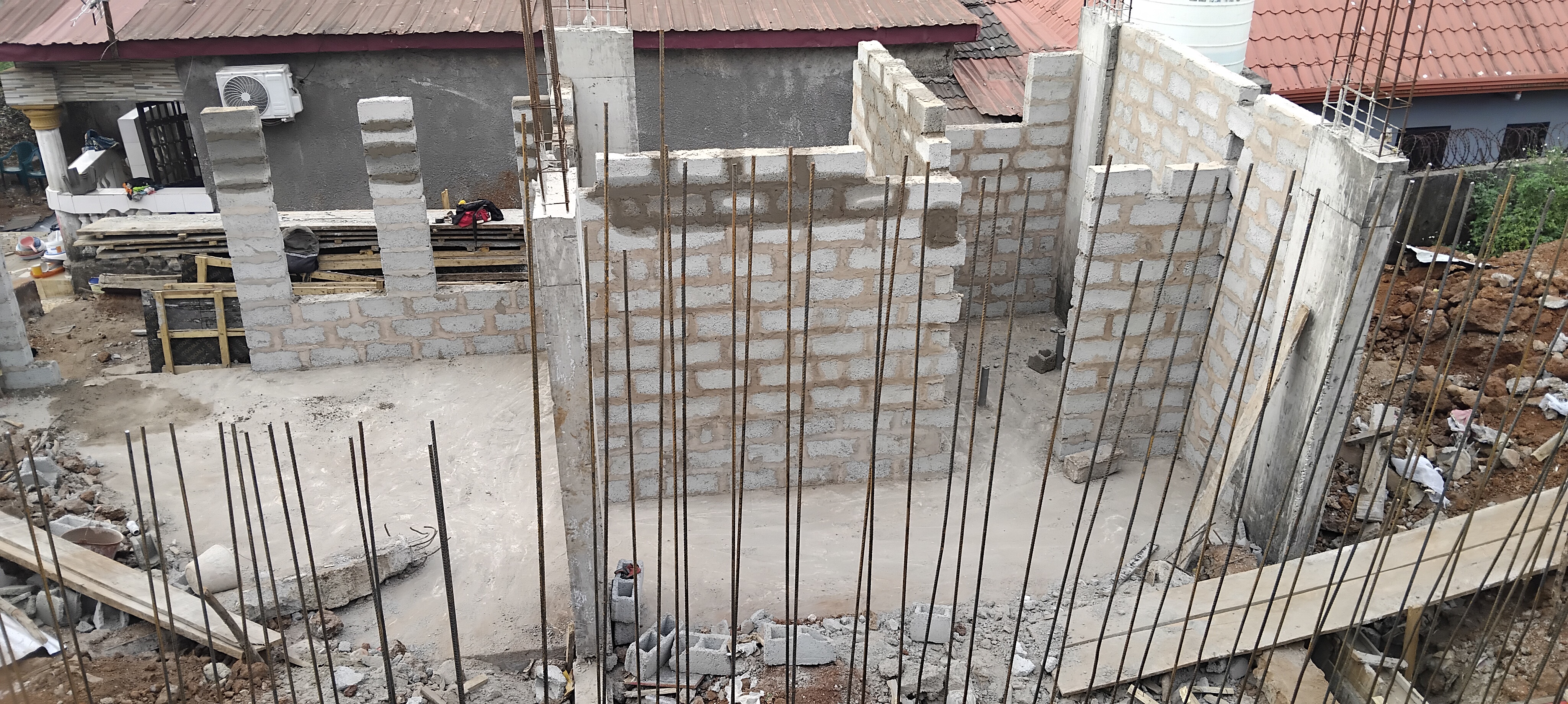 Élévation du bâtiment R +1 avec R-2 