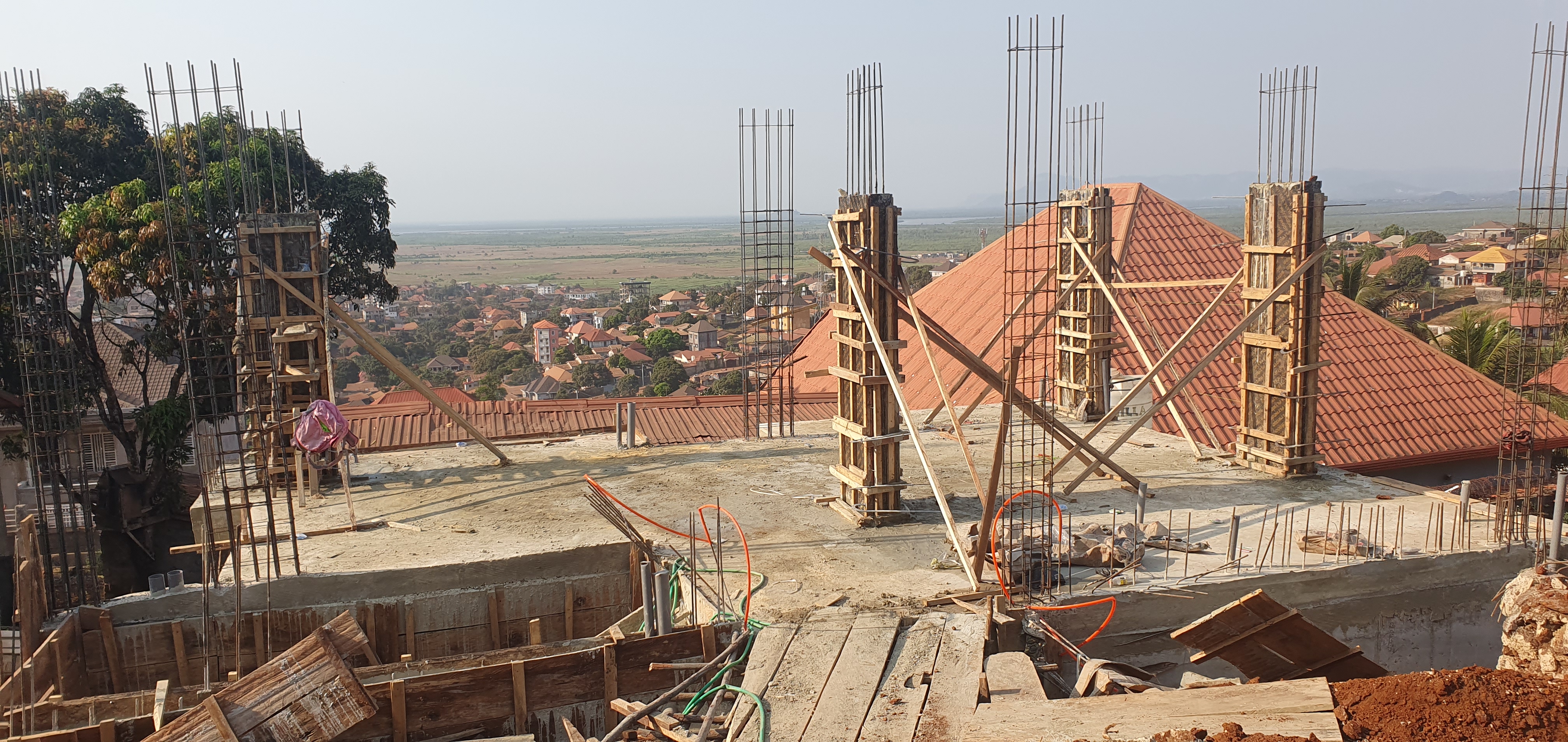 Coffrage des poteaux R-1 